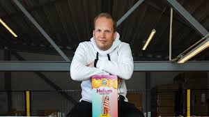 Läs mer om artikeln Att inte öppna sin elektroniska faktura är farligt Joel Svensson Partykungen